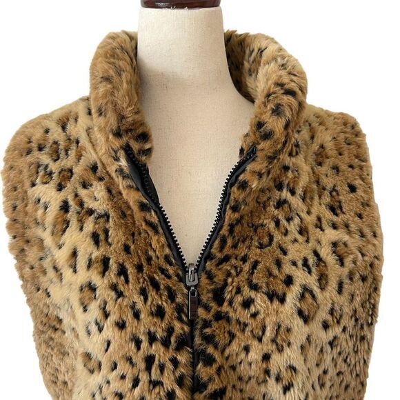 Vintage Cheetah Animal Print Faux Fur Zip front Vest - Picture 2 of 5